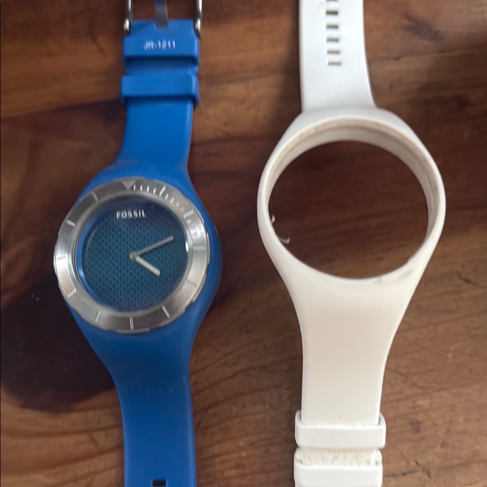 Fossil Blue and White Wearable Watch